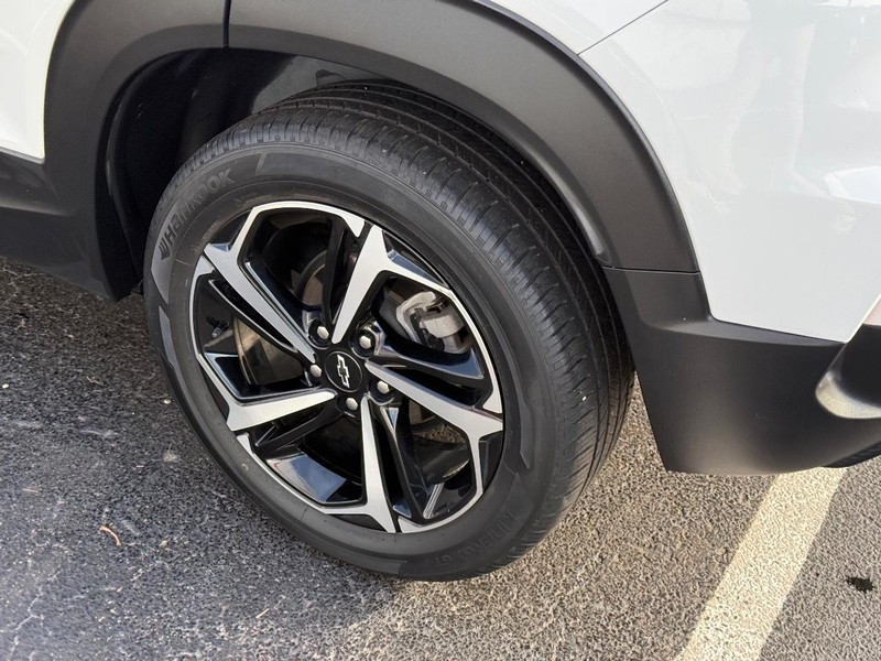 Chevrolet TrailBlazer Vehicle Full-screen Gallery Image 08