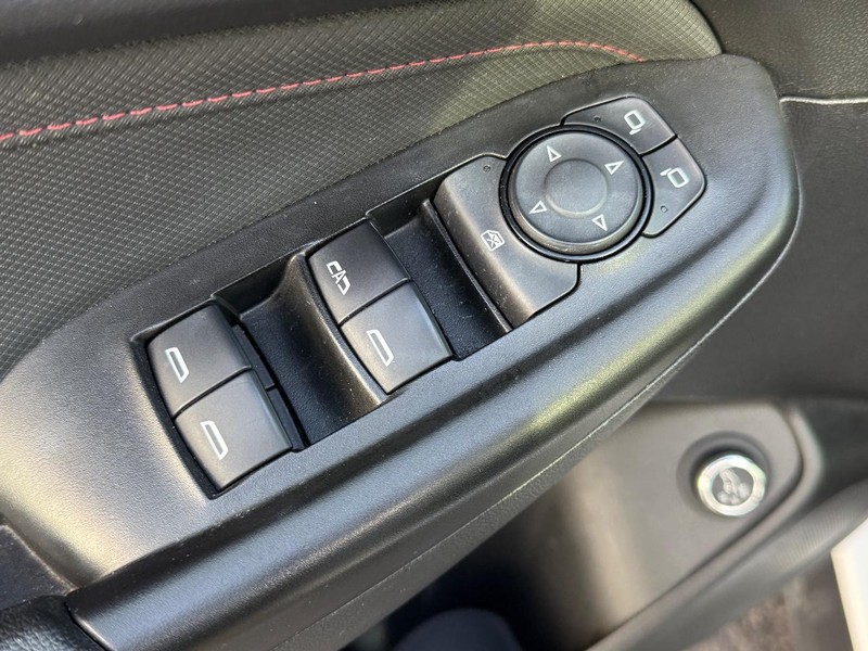 Chevrolet TrailBlazer Vehicle Full-screen Gallery Image 15