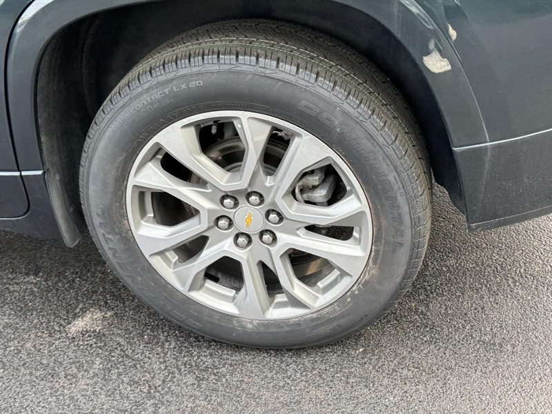 Chevrolet Traverse Vehicle Full-screen Gallery Image 07