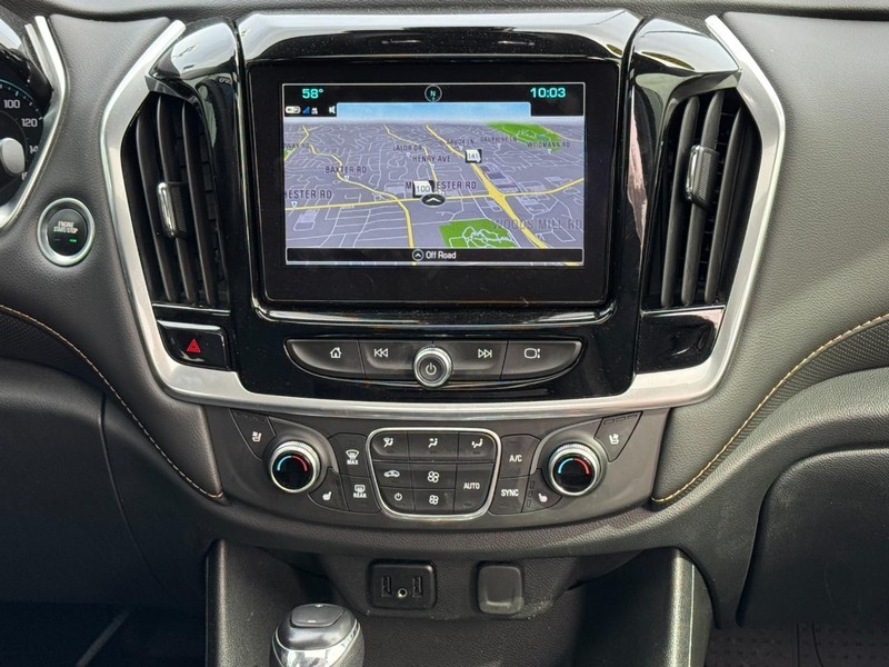 Chevrolet Traverse Vehicle Full-screen Gallery Image 14