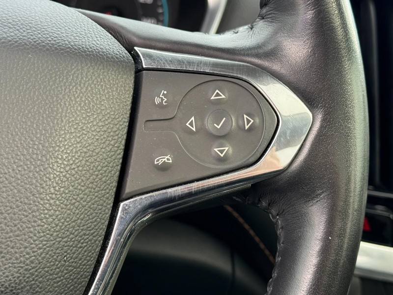 Chevrolet Traverse Vehicle Full-screen Gallery Image 19