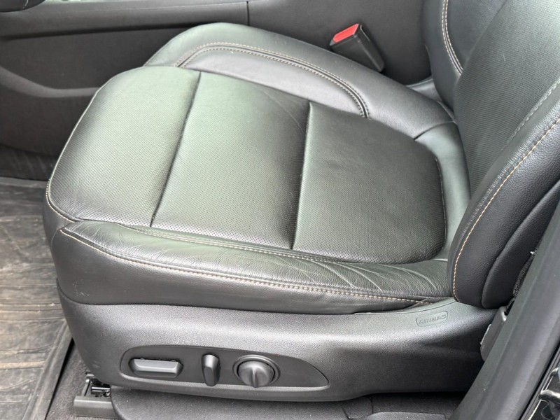 Chevrolet Traverse Vehicle Full-screen Gallery Image 25