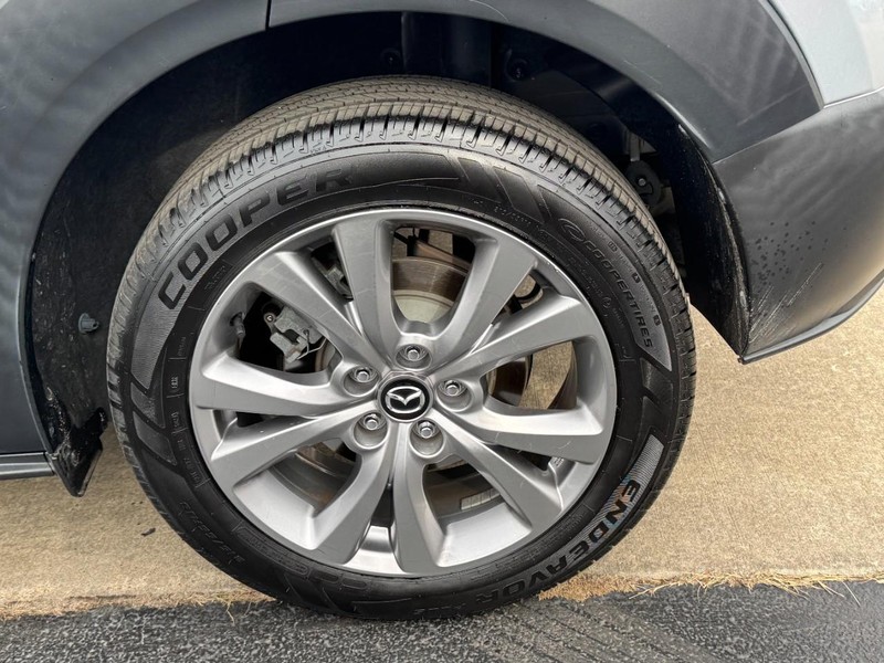 Mazda CX-30 Vehicle Full-screen Gallery Image 07