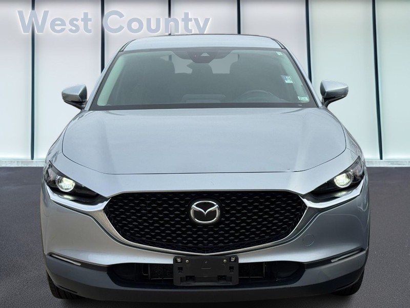 Mazda CX-30 Vehicle Full-screen Gallery Image 09