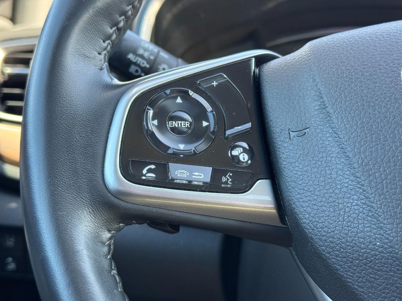 Honda CR-V Hybrid Vehicle Full-screen Gallery Image 17