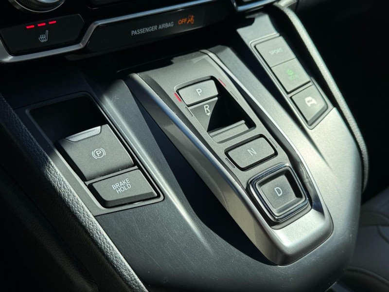 Honda CR-V Hybrid Vehicle Full-screen Gallery Image 20