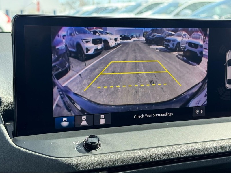 Honda Accord Hybrid Vehicle Full-screen Gallery Image 21