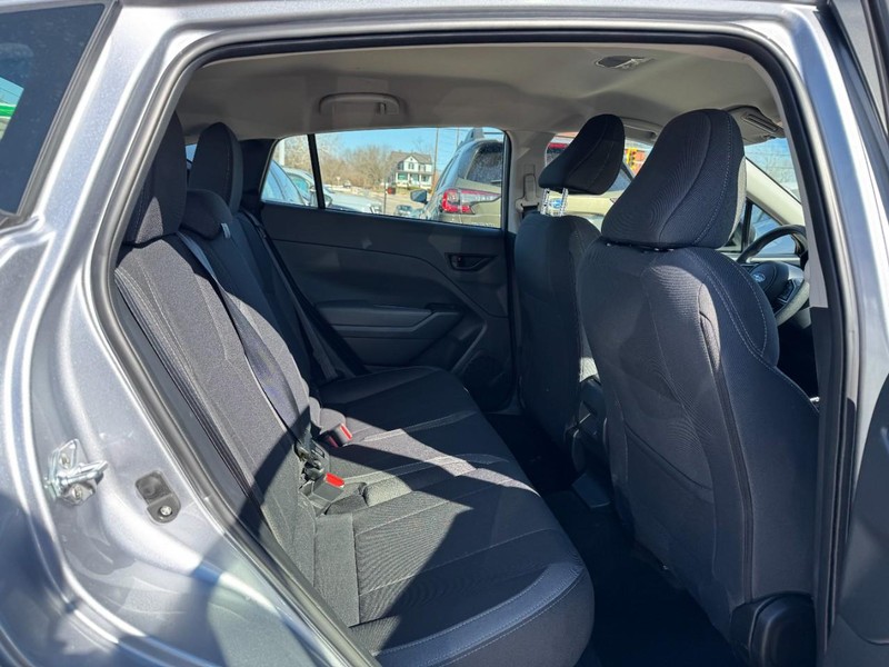 Subaru Impreza Vehicle Full-screen Gallery Image 10