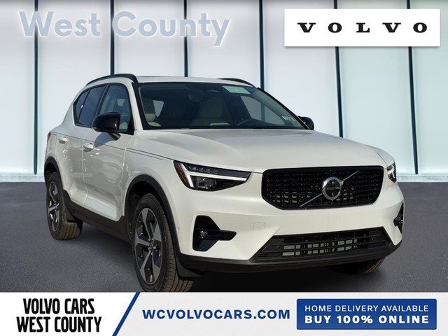 Ballwin MO 2026 Volvo XC40 more details - volvo xc40