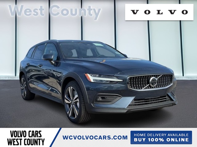 more details - volvo v60 cross country