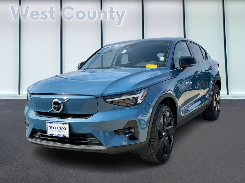 Volvo C40 Recharge Pure Electric Vehicle Full-screen Gallery Image 08