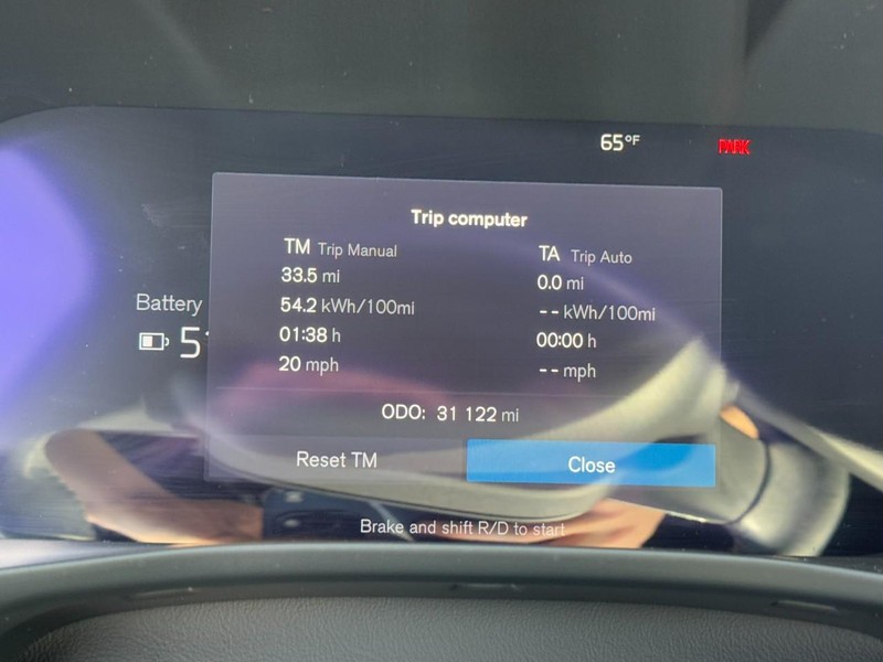 Volvo C40 Recharge Pure Electric Vehicle Full-screen Gallery Image 19