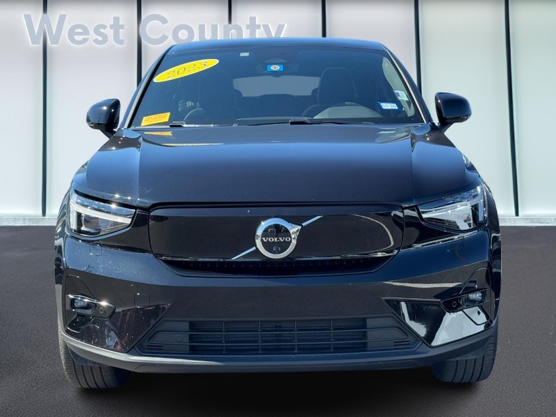 Volvo C40 Recharge Pure Electric Vehicle Full-screen Gallery Image 09