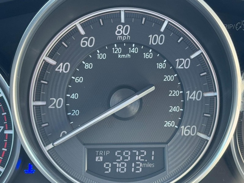 Mazda CX-5 Vehicle Full-screen Gallery Image 18