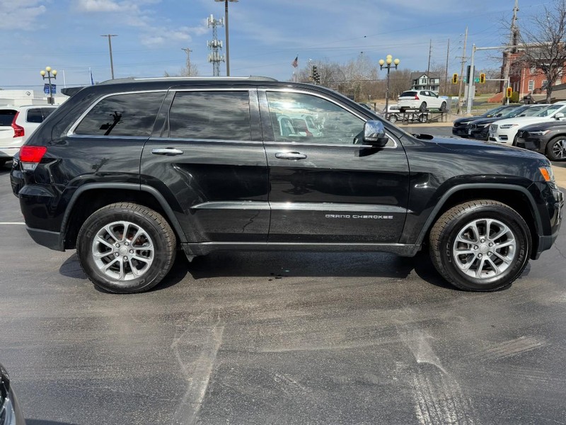 Jeep Grand Cherokee Vehicle Full-screen Gallery Image 02