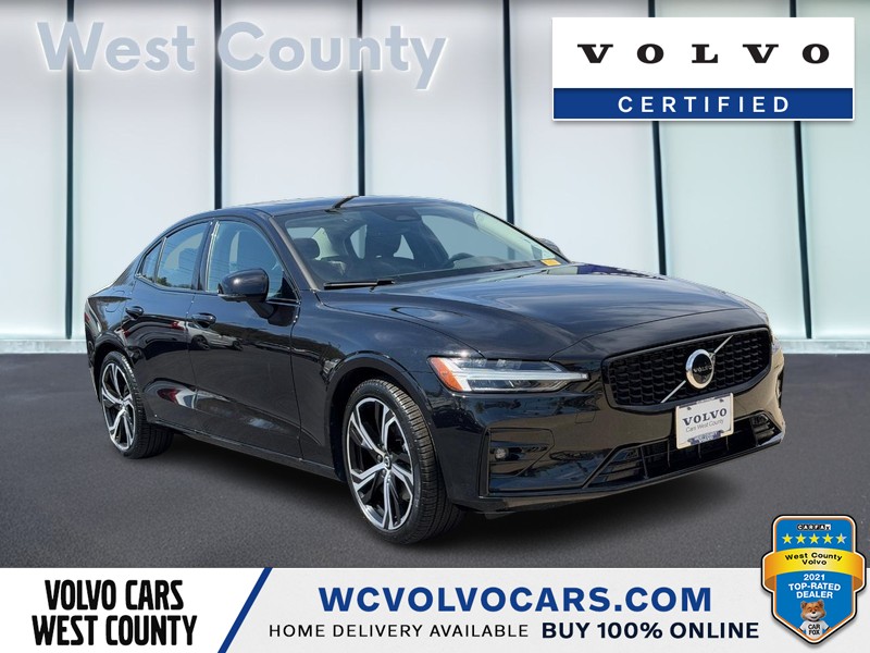 Onyx Black Metallic 2025 Volvo S60 B5 Plus AWD Sedan All-Wheel Drive Automatic