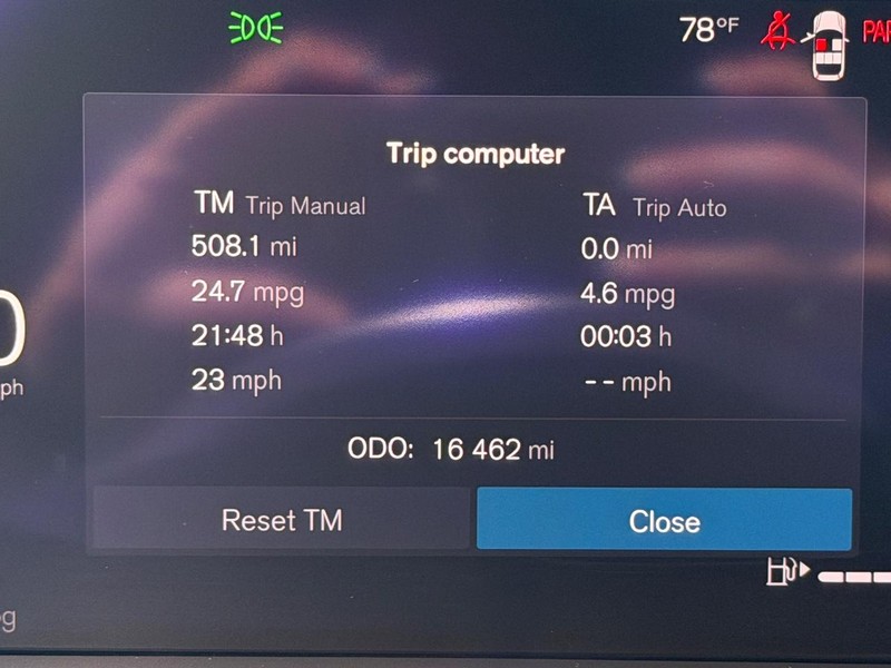 Volvo S60 Vehicle Full-screen Gallery Image 22