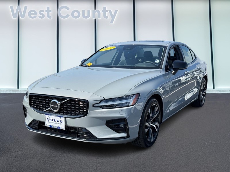 Volvo S60 Vehicle Full-screen Gallery Image 08
