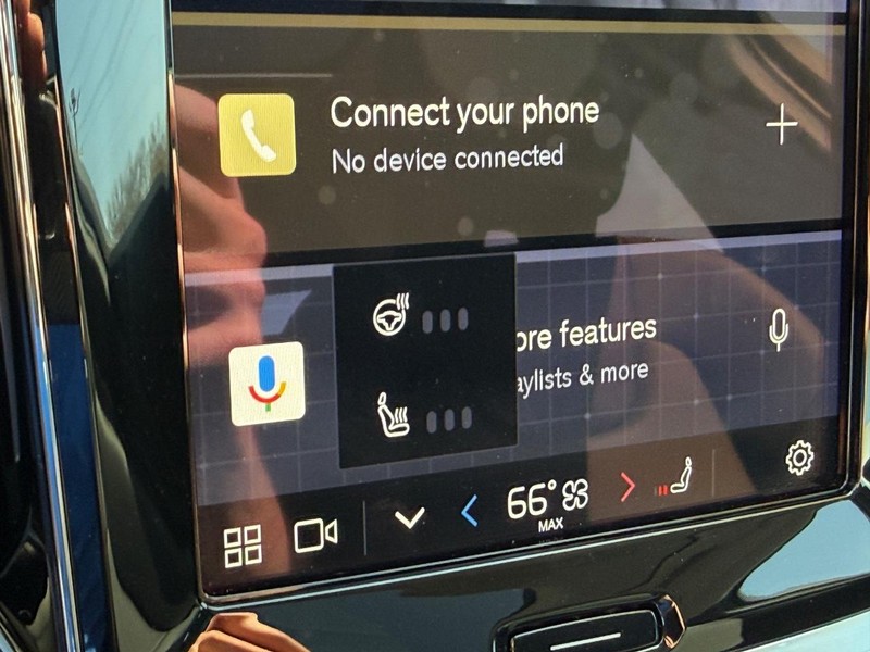 Volvo S60 Vehicle Full-screen Gallery Image 22