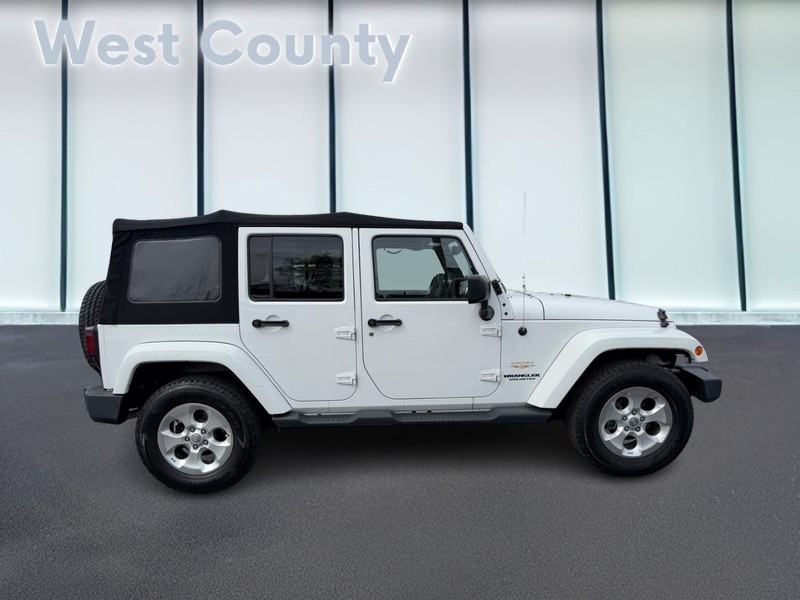 Jeep Wrangler Unlimited Vehicle Full-screen Gallery Image 02