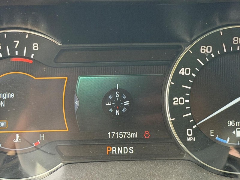 Lincoln MKZ Vehicle Full-screen Gallery Image 22