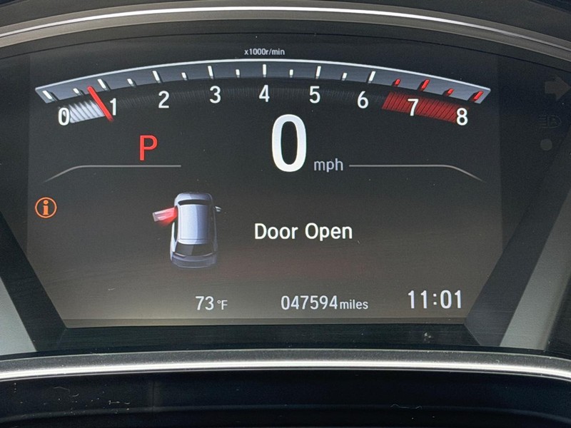 Honda CR-V Vehicle Full-screen Gallery Image 21