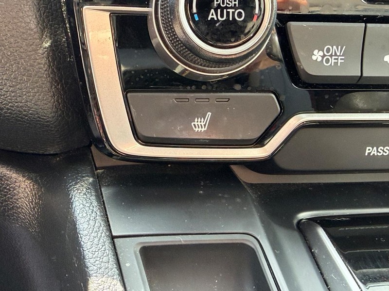 Honda CR-V Vehicle Full-screen Gallery Image 23