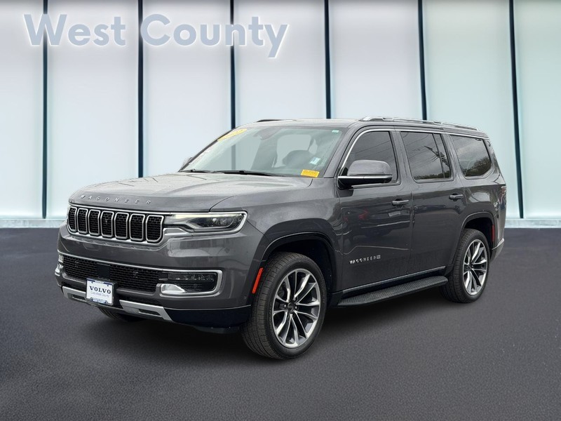 Jeep Wagoneer Vehicle Full-screen Gallery Image 08