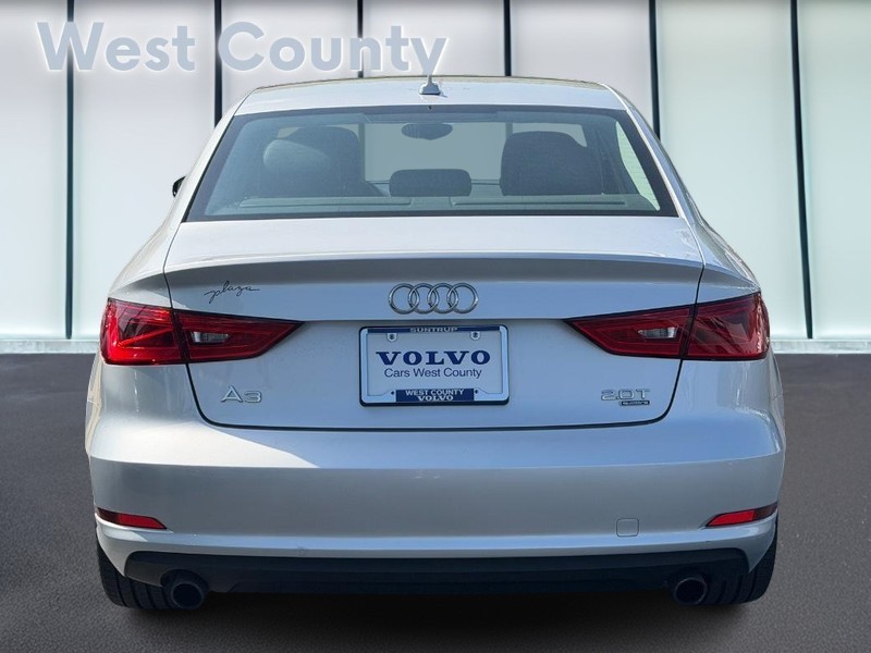 Audi A3/S3 Vehicle Full-screen Gallery Image 05