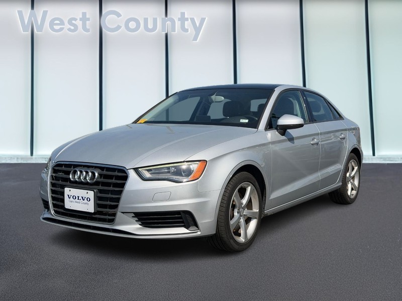 Audi A3/S3 Vehicle Full-screen Gallery Image 08