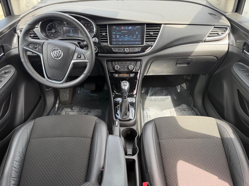 Buick Encore Vehicle Full-screen Gallery Image 11