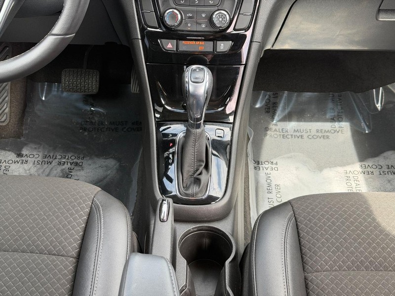 Buick Encore Vehicle Full-screen Gallery Image 14
