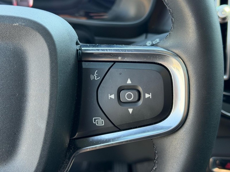 Volvo C40 Recharge Pure Electric Vehicle Full-screen Gallery Image 18