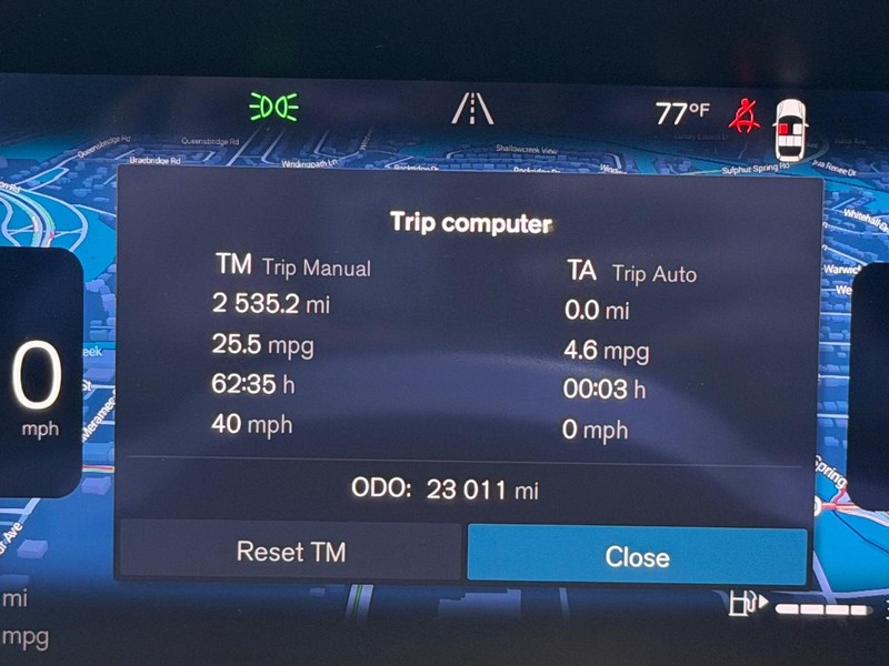 Volvo V60 Cross Country Vehicle Full-screen Gallery Image 21