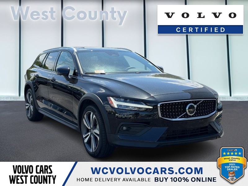 Volvo V60 Cross Country Vehicle Full-screen Gallery Image 01
