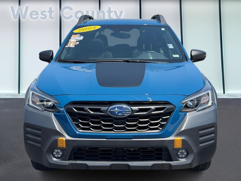 Subaru Outback Vehicle Full-screen Gallery Image 09