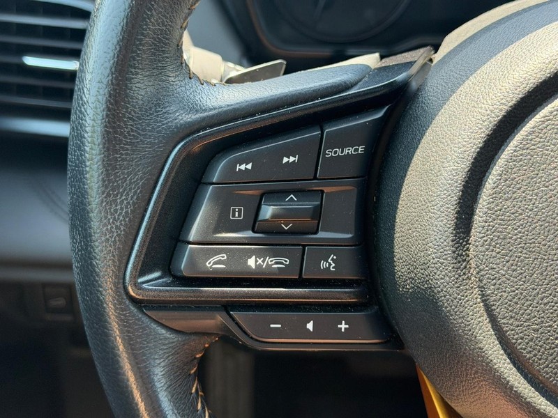 Subaru Outback Vehicle Full-screen Gallery Image 17