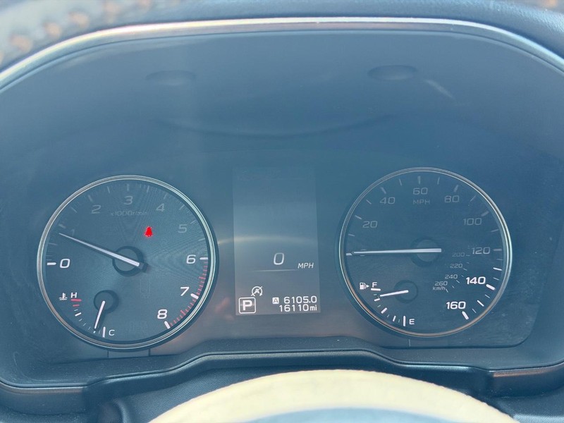 Subaru Outback Vehicle Full-screen Gallery Image 19