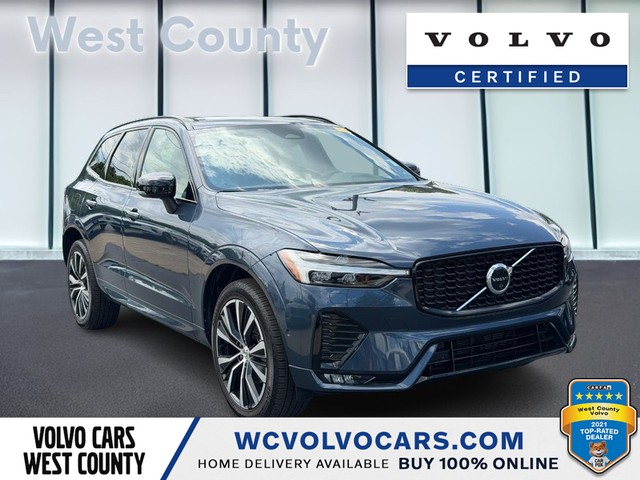 2023 Volvo XC60 B5 Plus Dark Theme FWD's photo