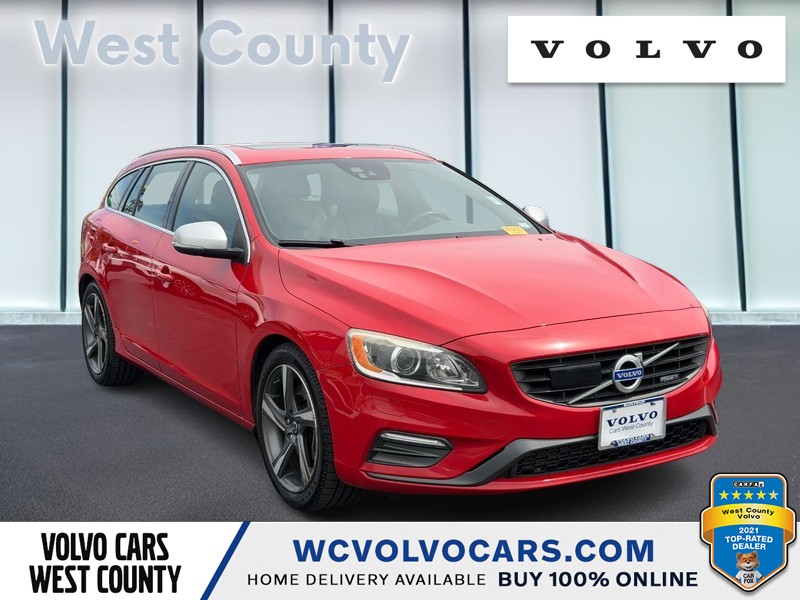 Volvo V60 Vehicle Full-screen Gallery Image 01
