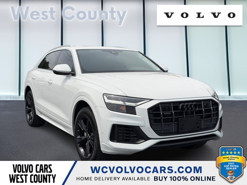 Audi Q8 Vehicle Full-screen Gallery Image 01