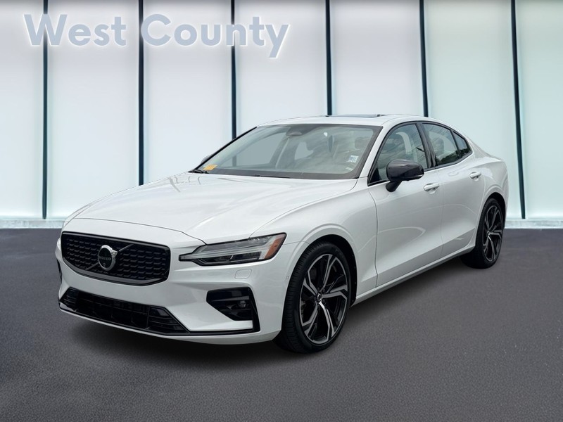 Volvo S60 Vehicle Full-screen Gallery Image 08