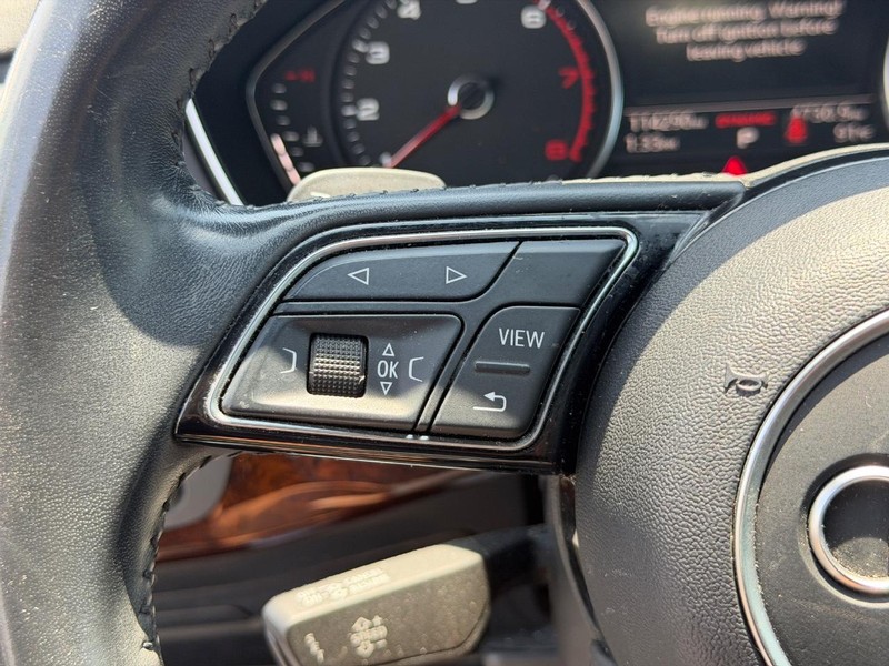 Audi A5 Sportback Vehicle Full-screen Gallery Image 17