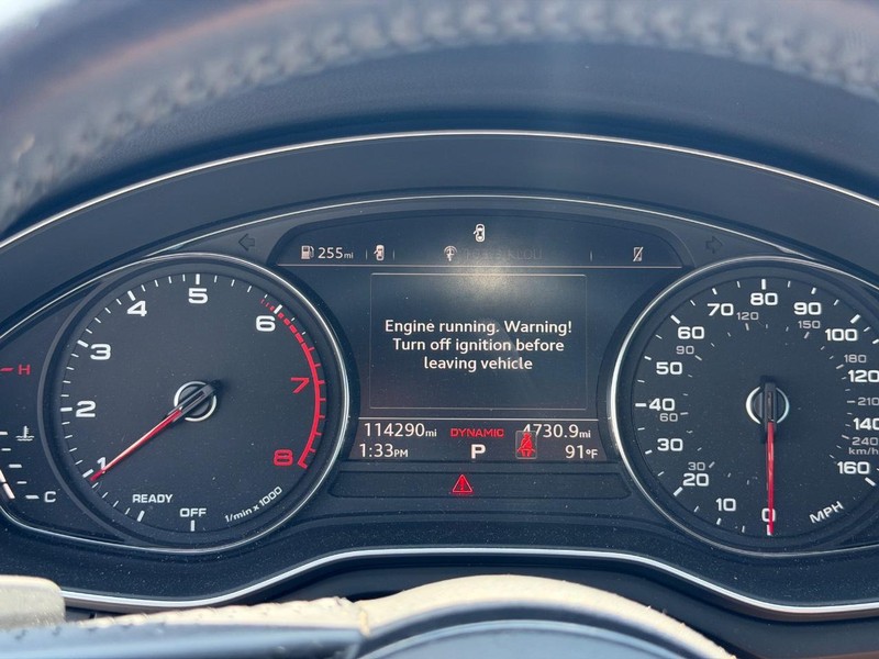 Audi A5 Sportback Vehicle Full-screen Gallery Image 19