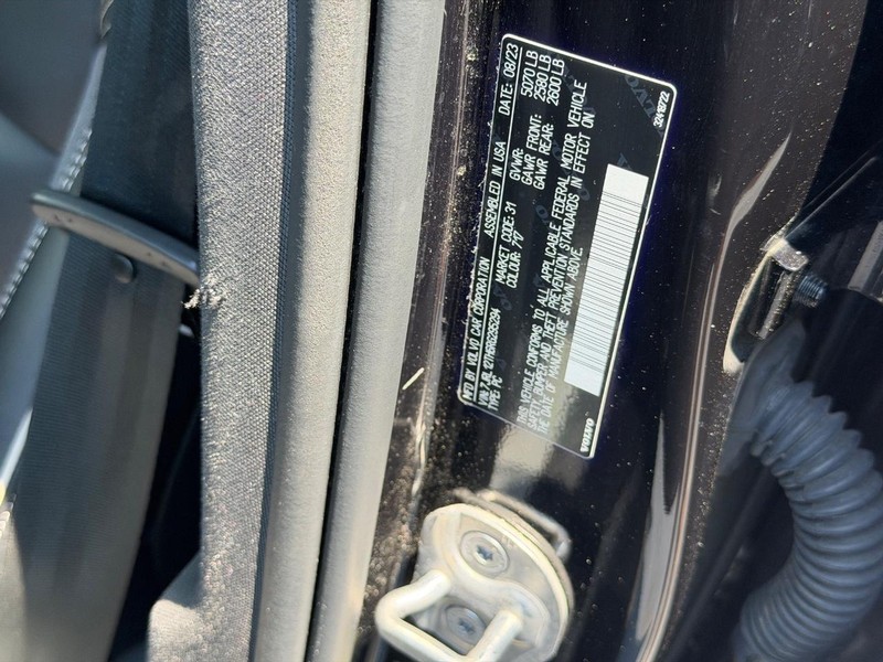 Volvo S60 Vehicle Full-screen Gallery Image 22