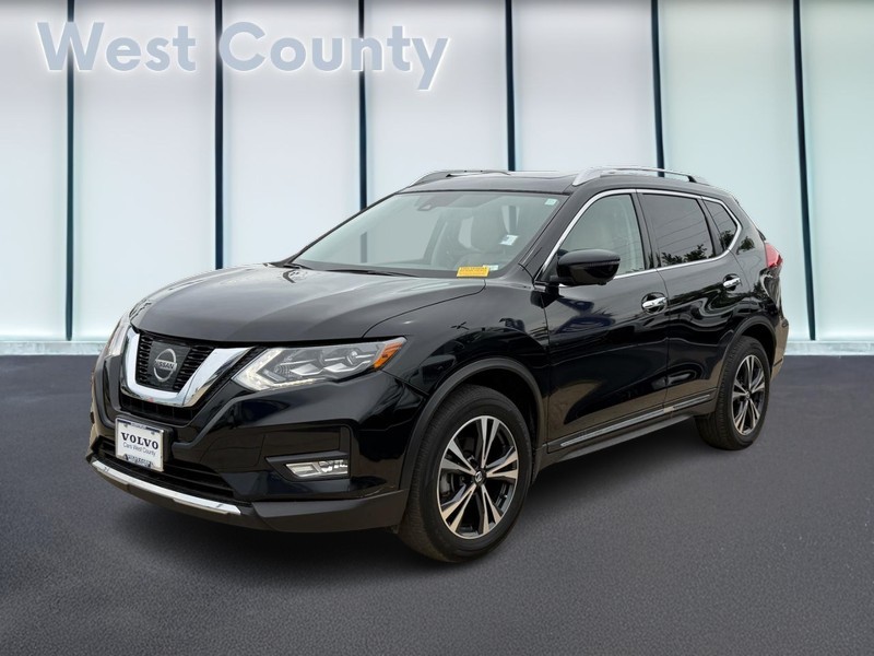 Nissan Rogue Vehicle Full-screen Gallery Image 08