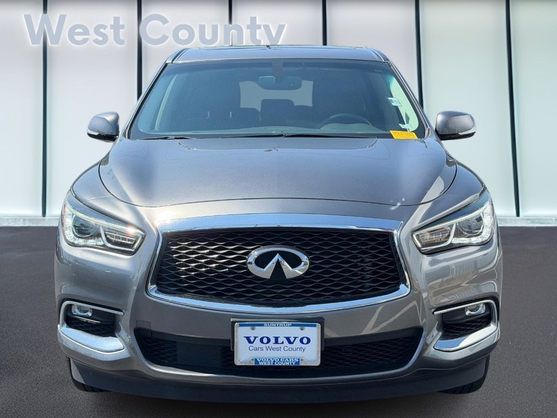 INFINITI QX60 Vehicle Full-screen Gallery Image 09