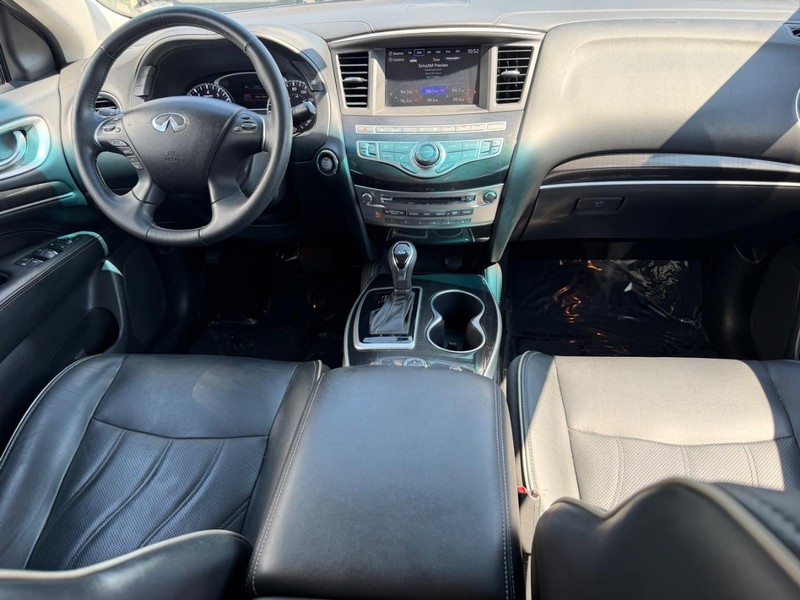 INFINITI QX60 Vehicle Full-screen Gallery Image 11