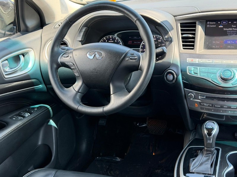 INFINITI QX60 Vehicle Full-screen Gallery Image 12