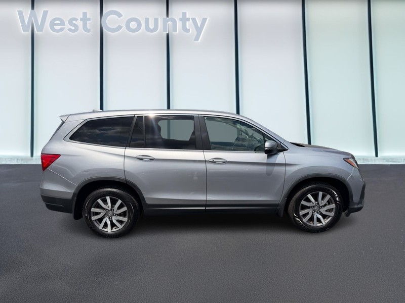 Honda Pilot Vehicle Full-screen Gallery Image 02